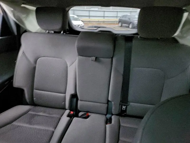 2016 HYUNDAI SANTA FE SE  