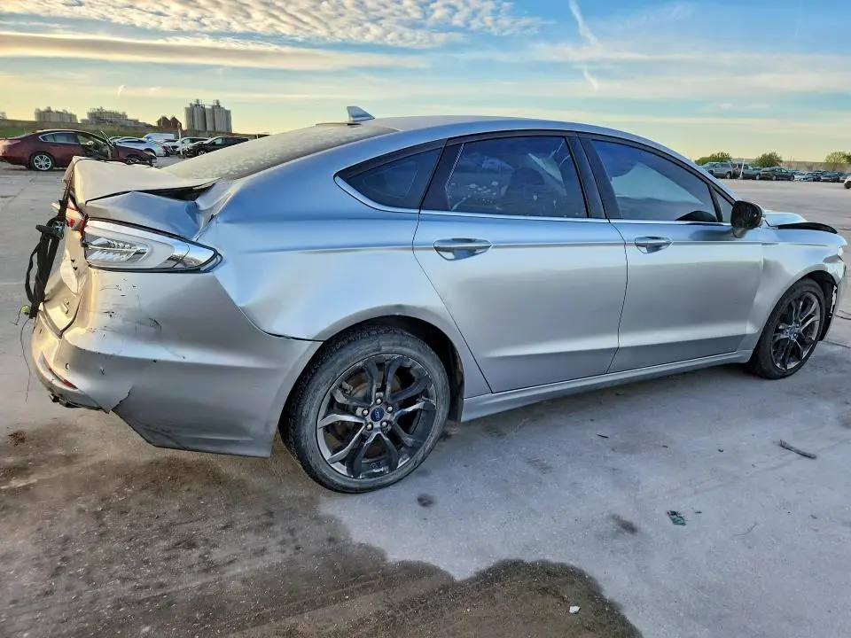 2020 FORD FUSION SEL  