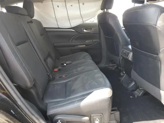 2018 TOYOTA HIGHLANDER LIMITED  