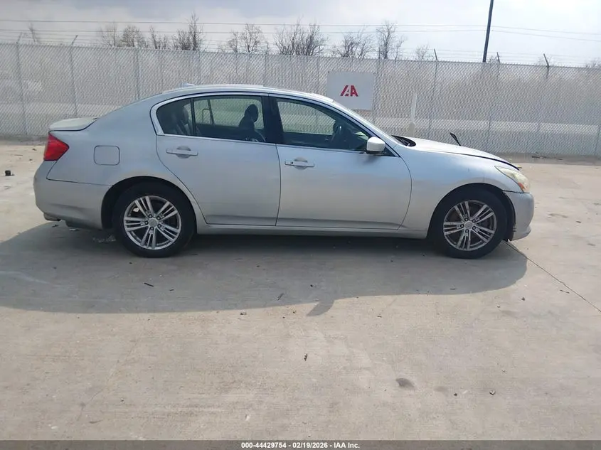 2012 INFINITI G37X  
