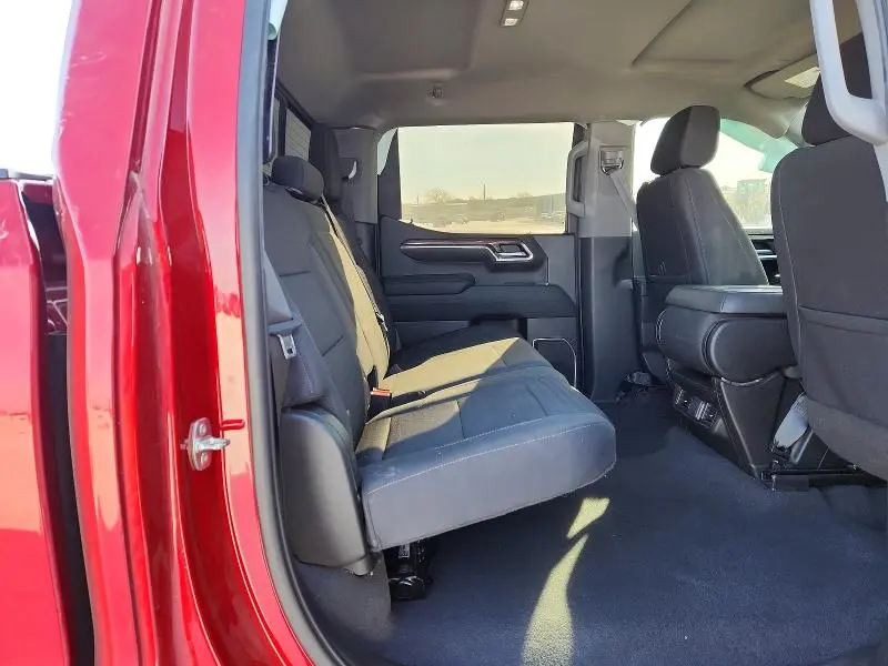 2023 CHEVROLET SILVERADO K1500 LT  