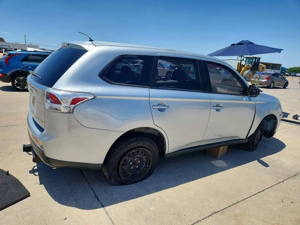 2014 MITSUBISHI OUTLANDER ES  
