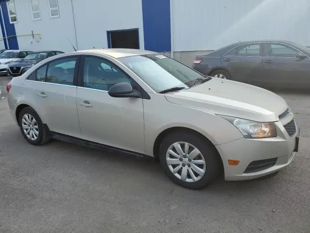 2011 CHEVROLET CRUZE LS  
