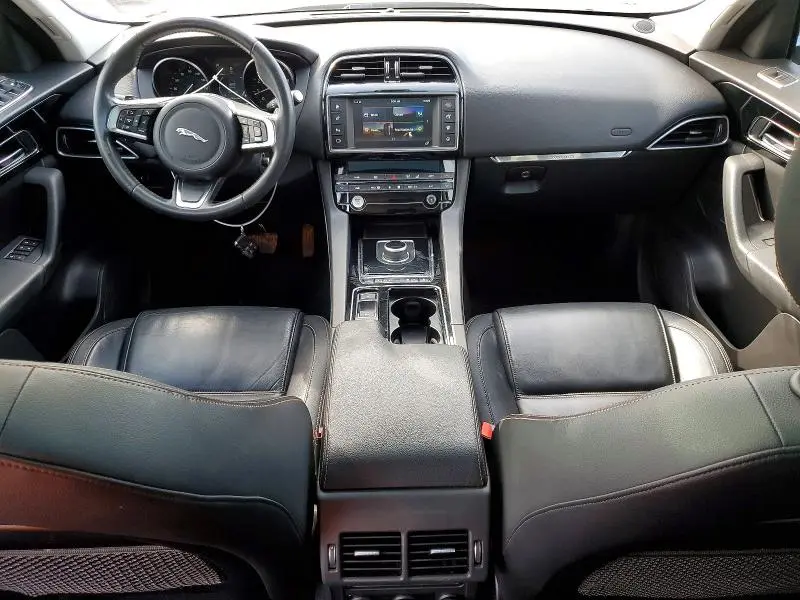 2018 JAGUAR F-PACE PRESTIGE  