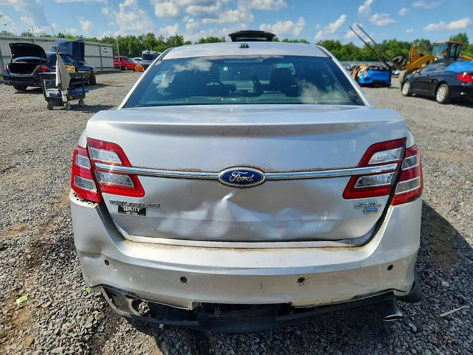 2013 FORD TAURUS SEL  