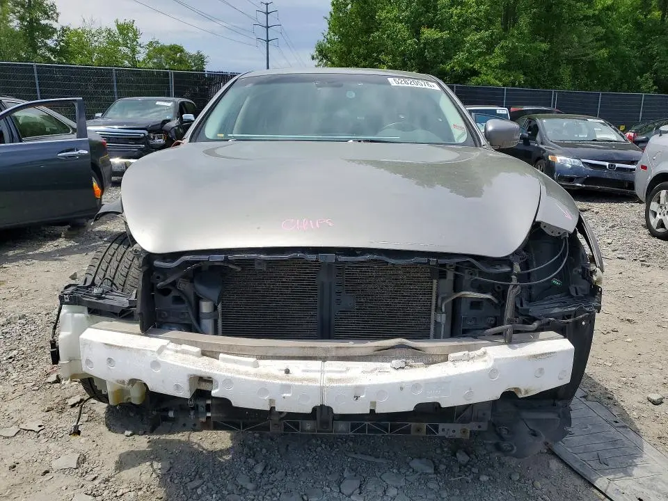 2011 INFINITI M37 X  