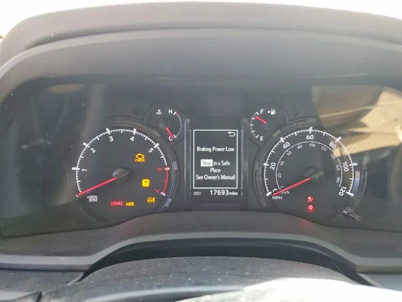2023 TOYOTA 4RUNNER SR5  