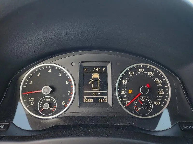 2016 VOLKSWAGEN TIGUAN S  