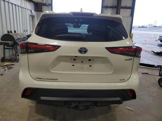 2021 TOYOTA HIGHLANDER HYBRID XLE  