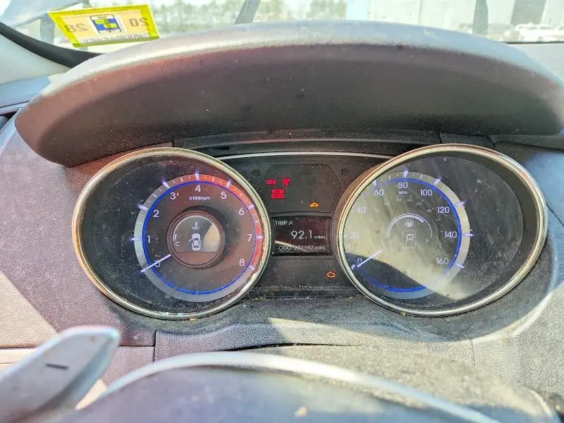 2013 HYUNDAI SONATA SE  