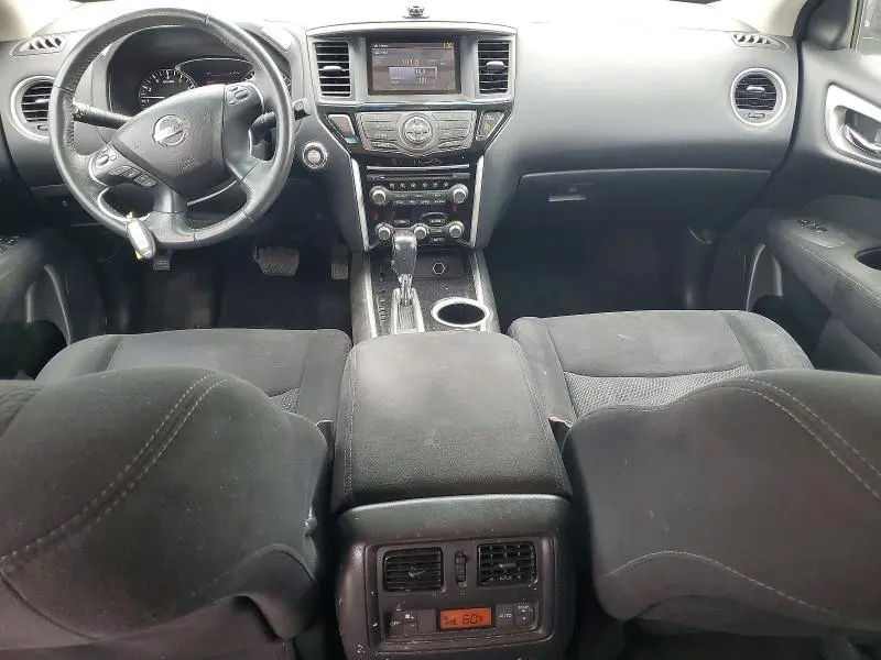 2015 NISSAN PATHFINDER SV  