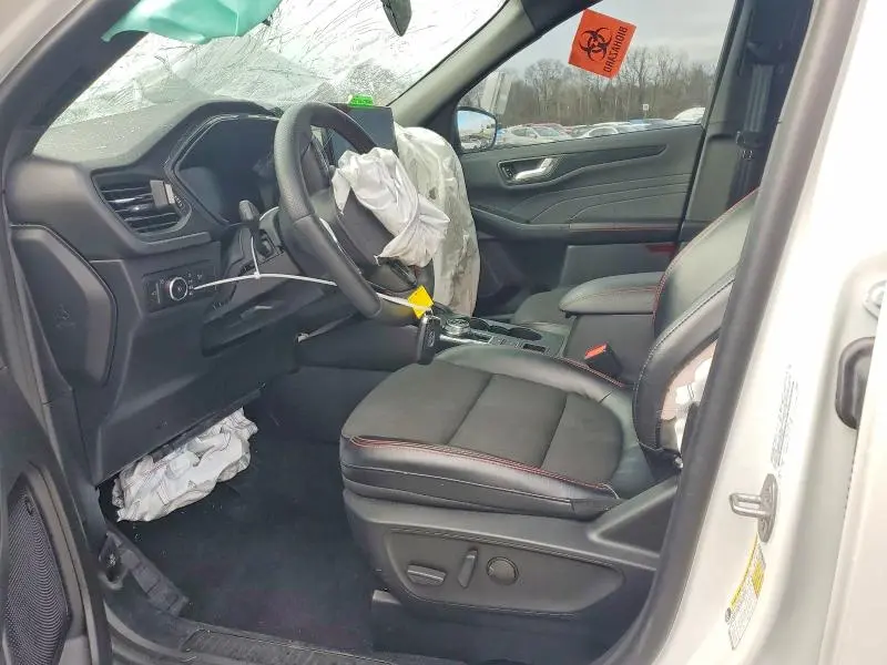 2023 FORD ESCAPE ST LINE SELECT  