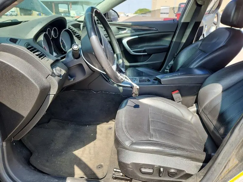 2012 BUICK REGAL   