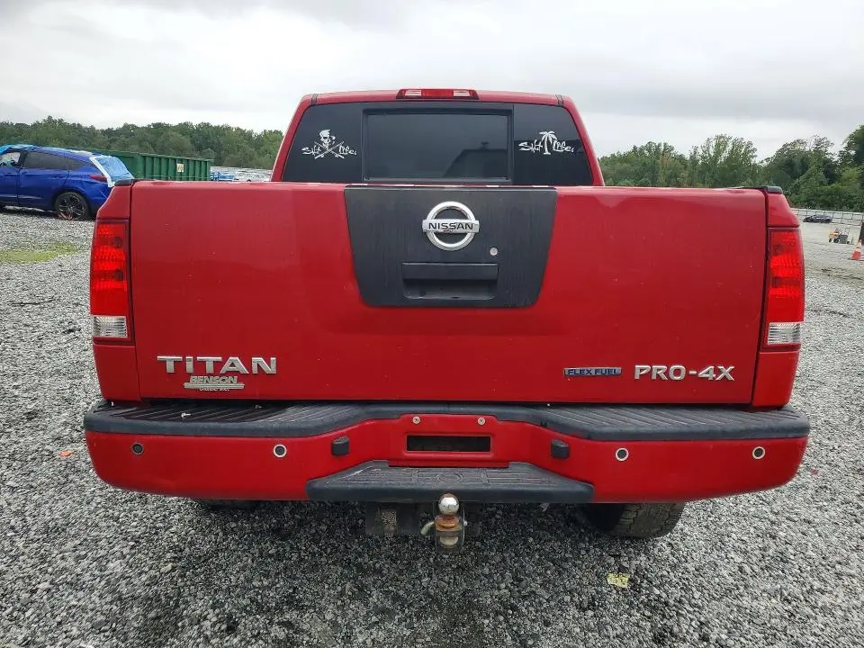 2012 NISSAN TITAN SV  