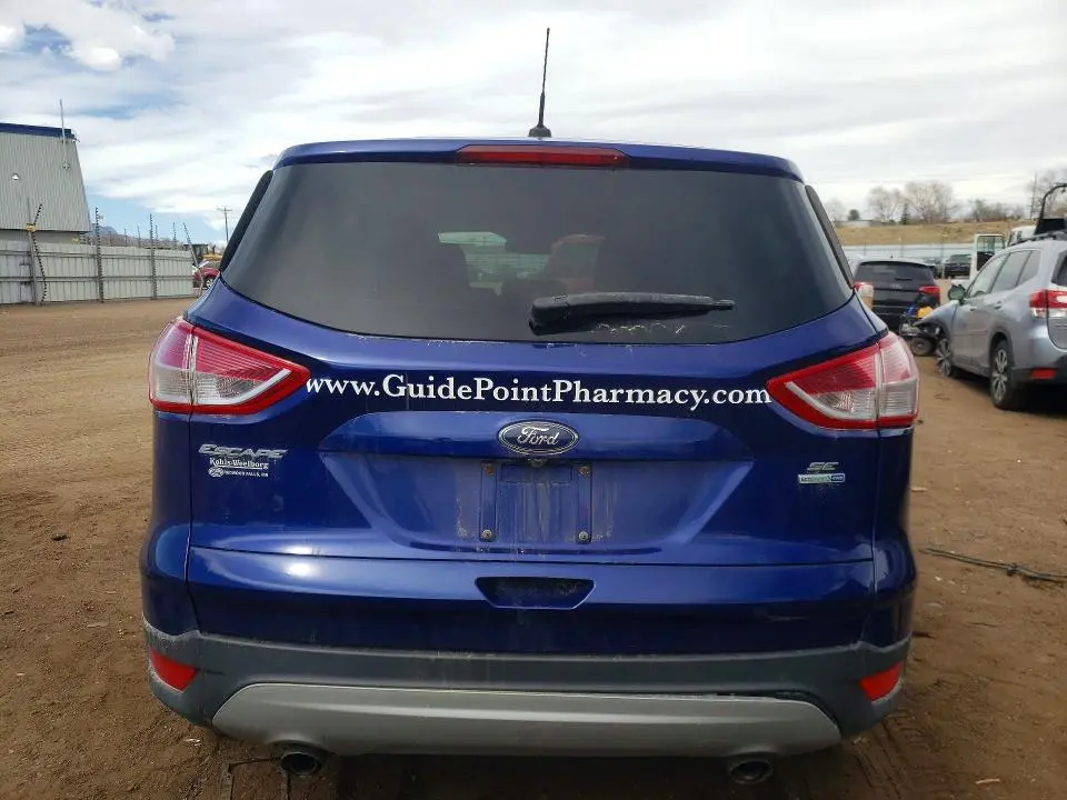2016 FORD ESCAPE SE  