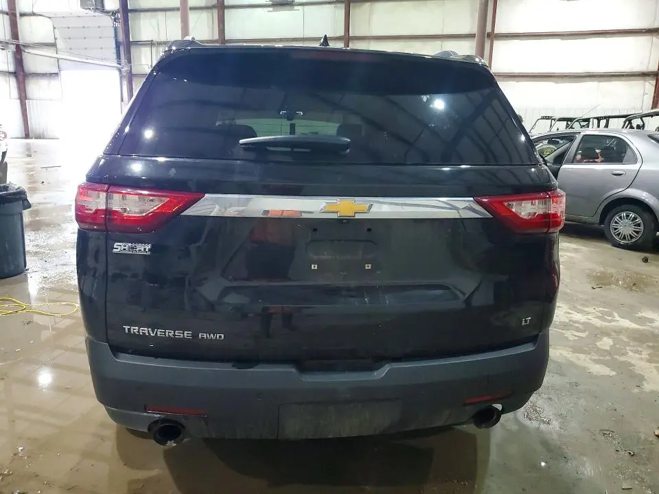 2021 CHEVROLET TRAVERSE LT  