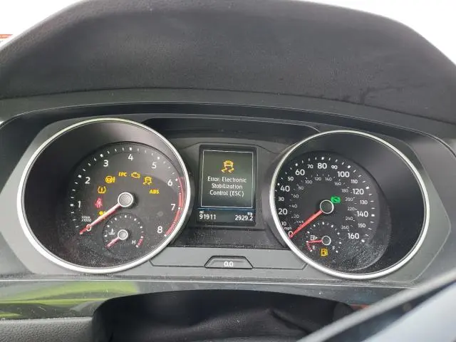 2018 VOLKSWAGEN TIGUAN SE  