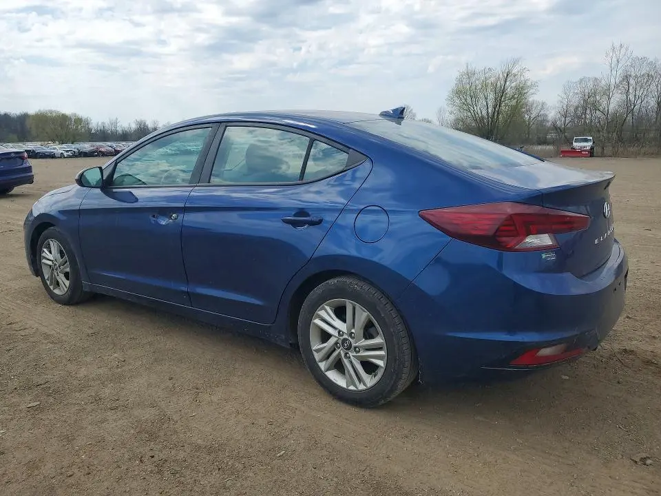 2020 HYUNDAI ELANTRA SEL  