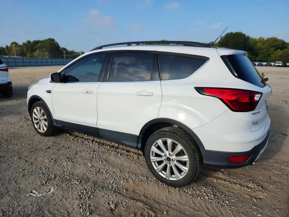 2019 FORD ESCAPE SEL  
