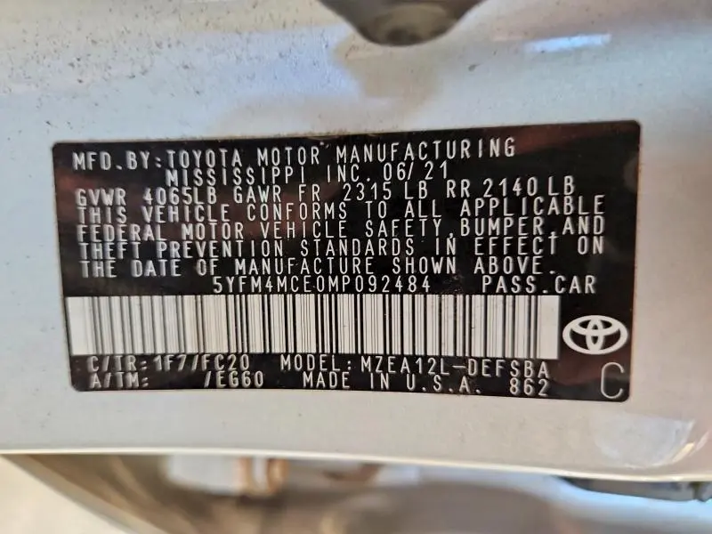 2021 TOYOTA COROLLA SE  