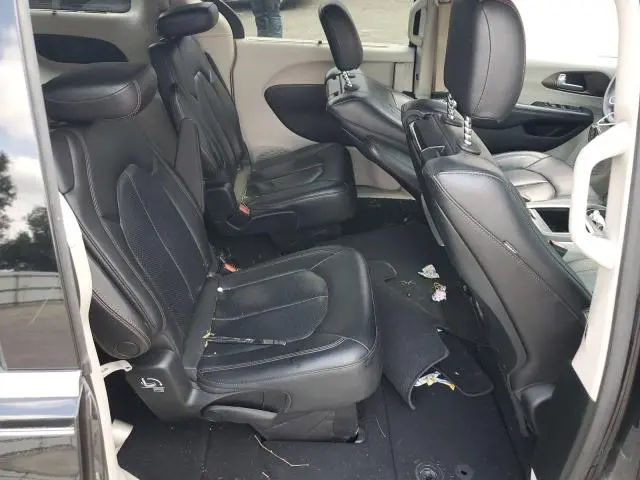2018 CHRYSLER PACIFICA TOURING L PLUS  