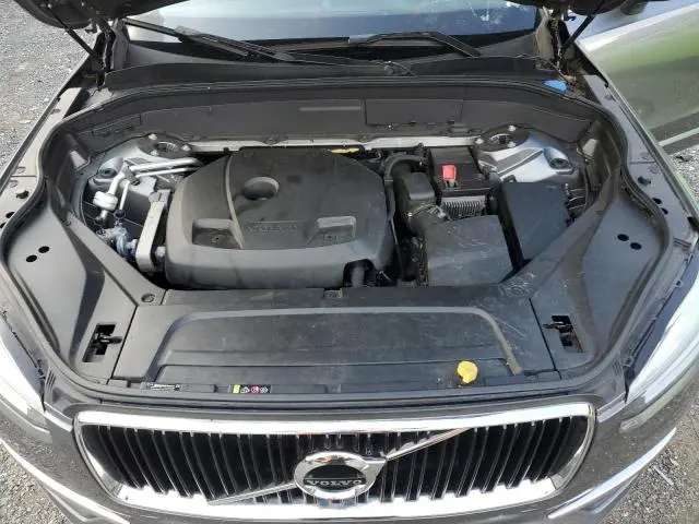 2016 VOLVO XC90 T6  
