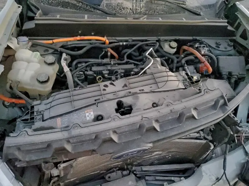 2023 FORD MAVERICK XL  