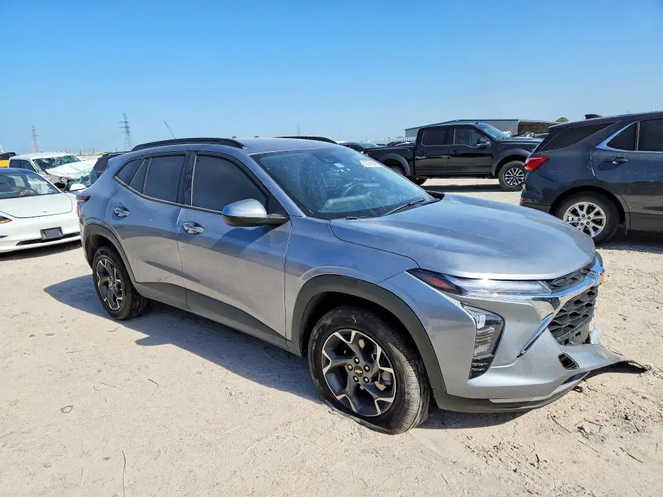 2025 CHEVROLET TRAX 1LT  
