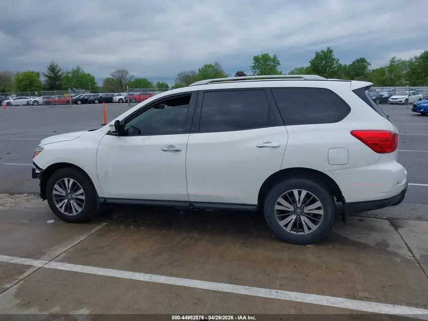 2017 NISSAN PATHFINDER S