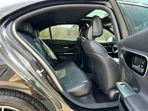 2023 MERCEDES-BENZ C 300  