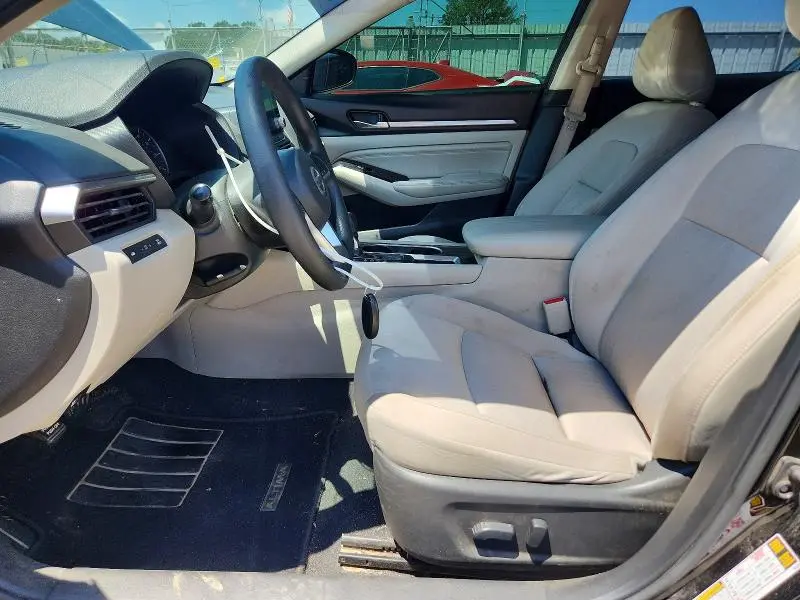2021 NISSAN ALTIMA SV  