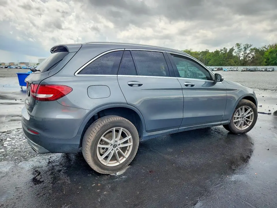 2018 MERCEDES-BENZ GLC 300  
