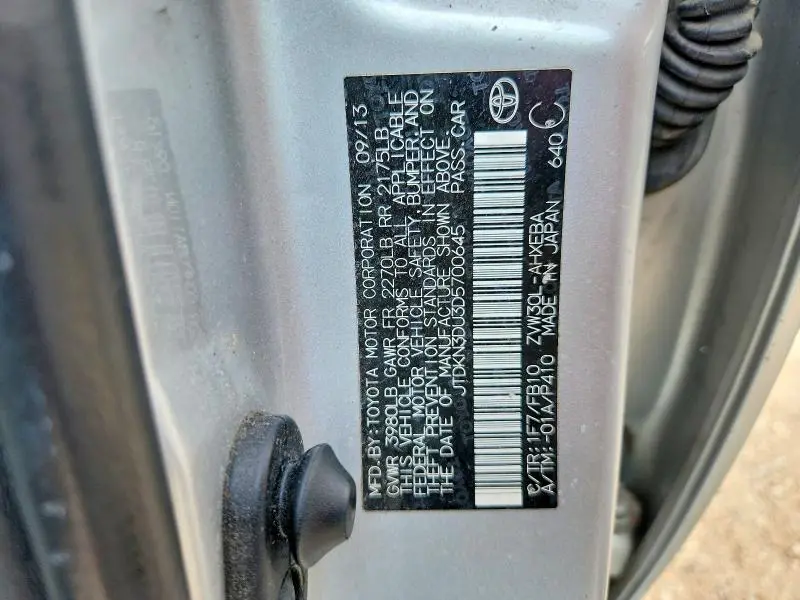 2013 TOYOTA PRIUS TWO  