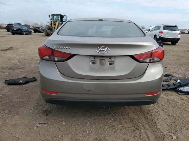 2016 HYUNDAI ELANTRA SE  