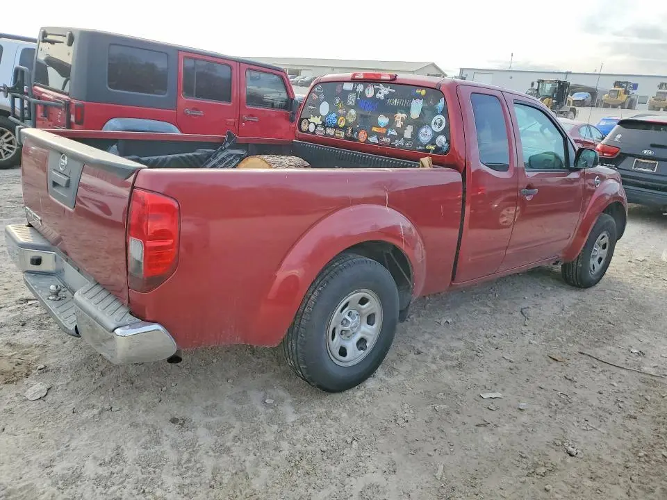 2015 NISSAN FRONTIER S  