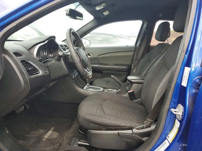2013 DODGE AVENGER SE  