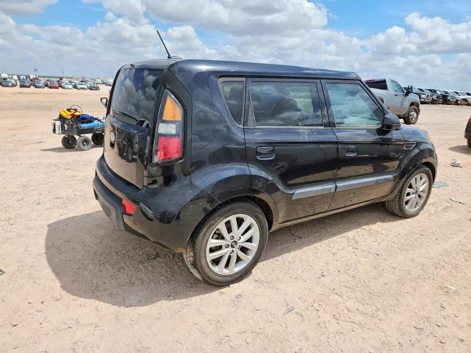 2010 KIA SOUL +  