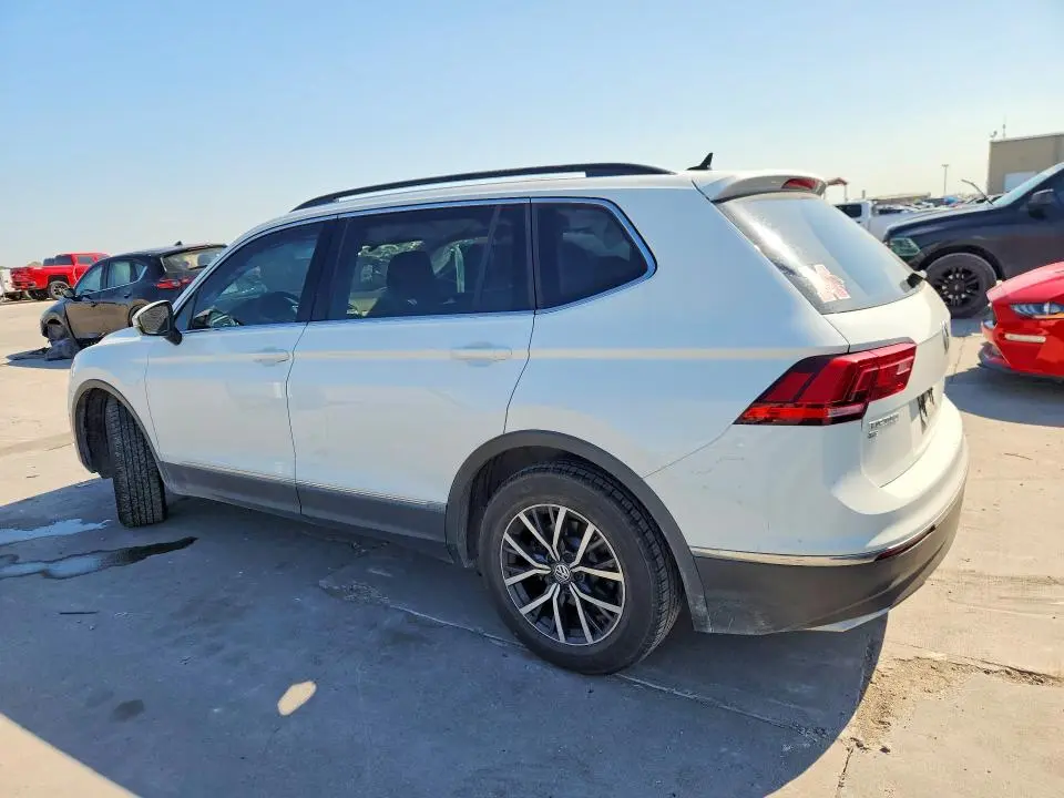 2020 VOLKSWAGEN TIGUAN SE  