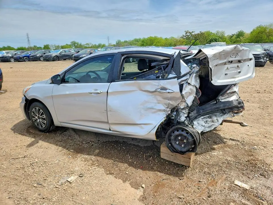 2015 HYUNDAI ACCENT GLS  