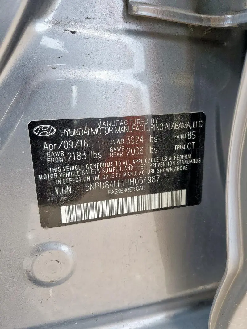 2017 HYUNDAI ELANTRA SE  