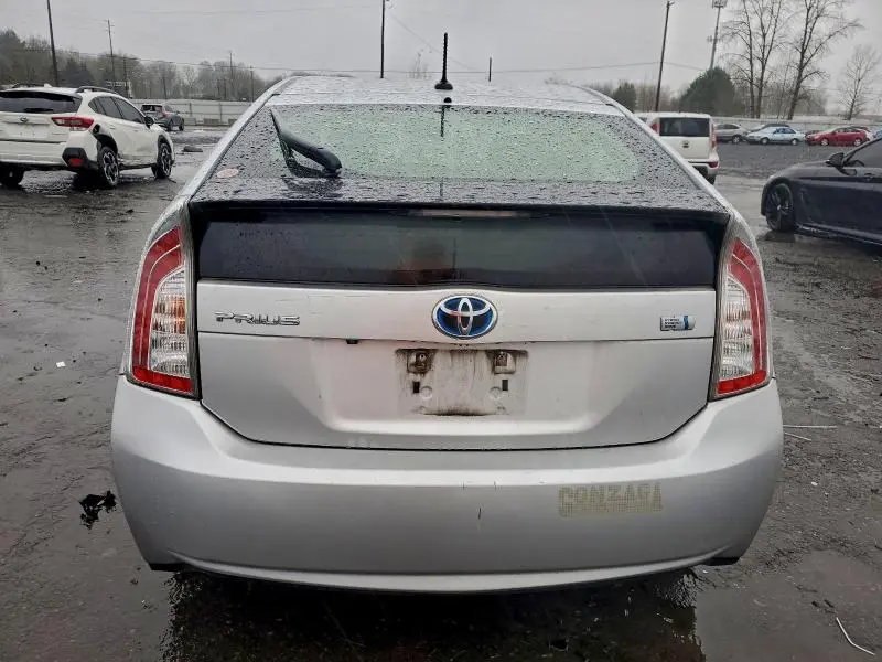 2013 TOYOTA PRIUS   