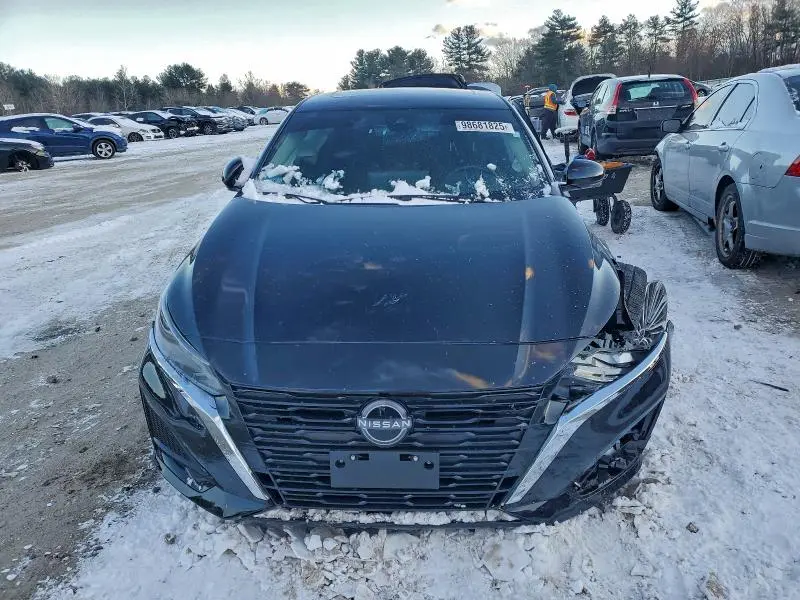 2024 NISSAN ALTIMA SL  