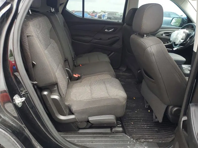 2019 CHEVROLET TRAVERSE LS  