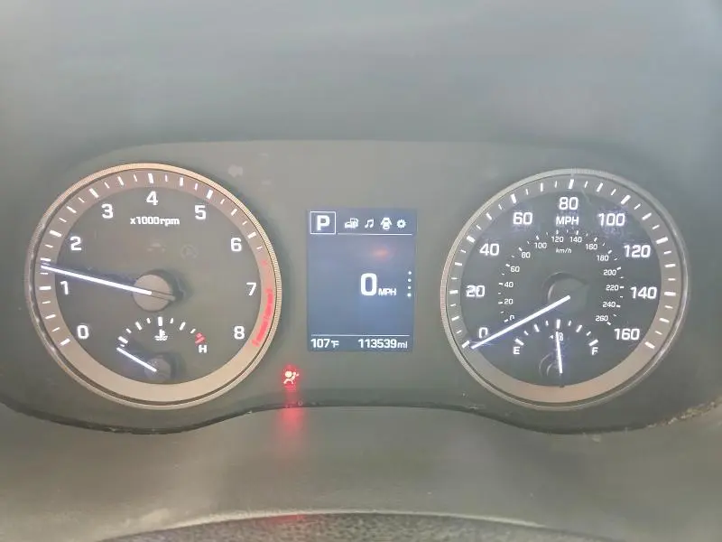 2017 HYUNDAI TUCSON SE  