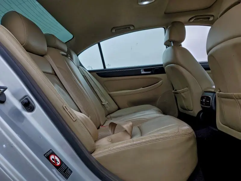 2013 HYUNDAI GENESIS 3.8L  