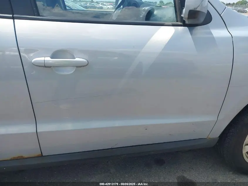 2010 HYUNDAI SANTA FE SE