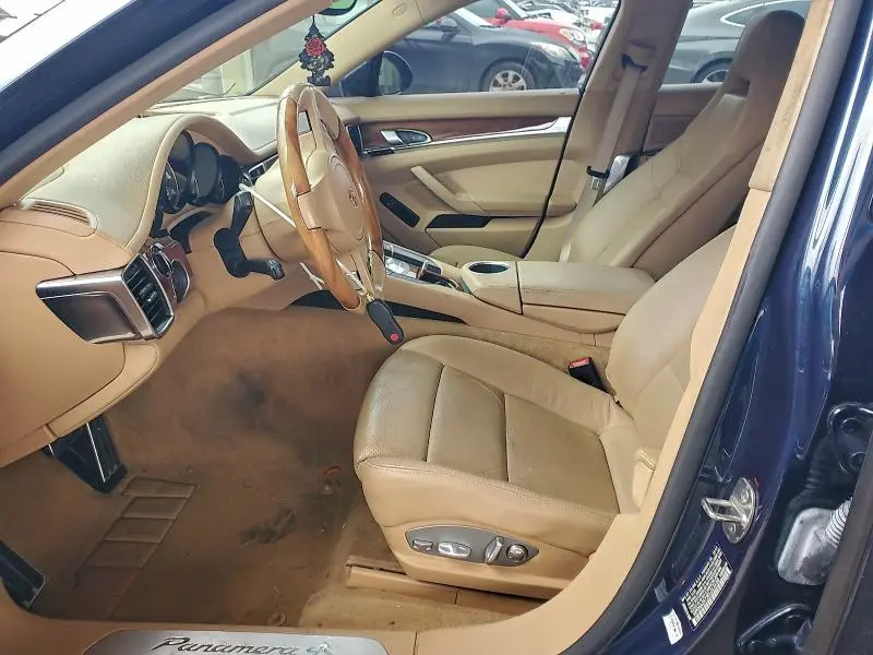 2014 PORSCHE PANAMERA 2  