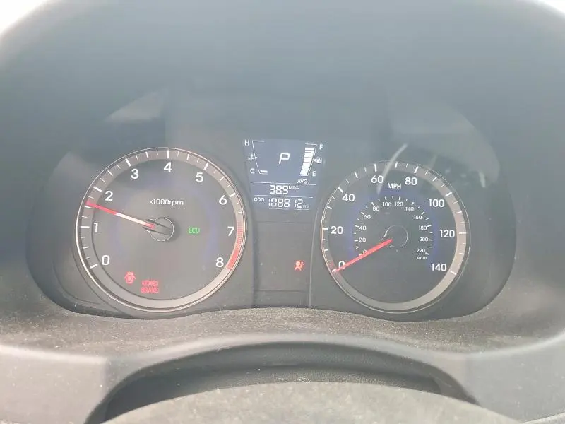 2014 HYUNDAI ACCENT GS  