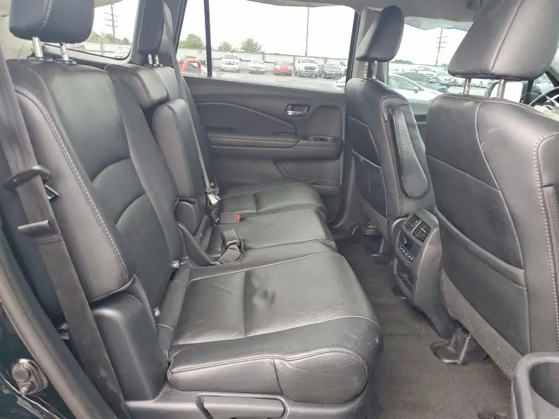2017 HONDA PILOT EXL  