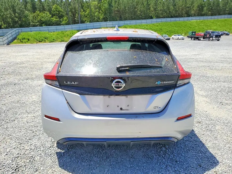 2019 NISSAN LEAF SL  
